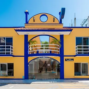 ** Hotel Yumkiin - Cerca Del Ferry Y Terminal Ado Mexico